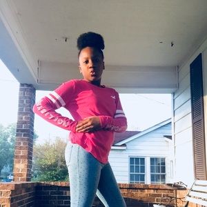 Meet your Posher, Alexus